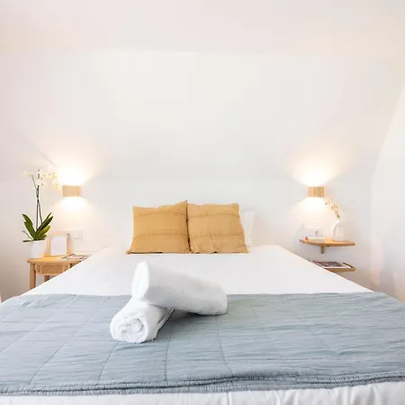 Far Out Habitación en casa particular