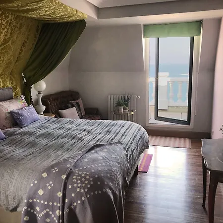 Far Out Δωμάτια σε οικογενειακή κατοικία Σαν Σεμπαστιάν