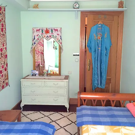 Far Out Δωμάτια σε οικογενειακή κατοικία