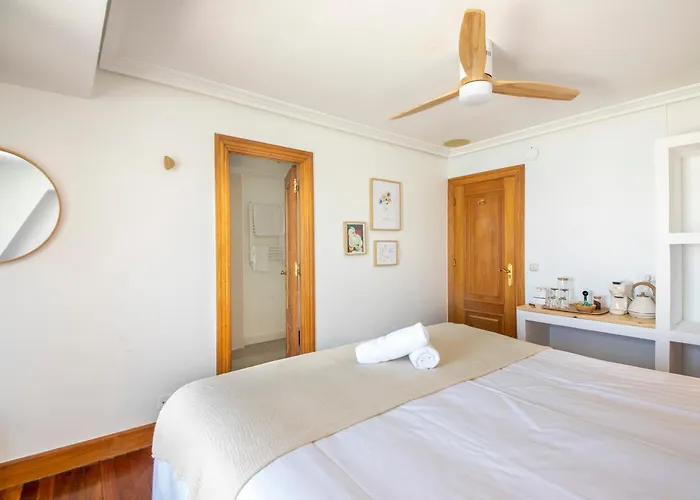 Far Out サン・セバスティアン