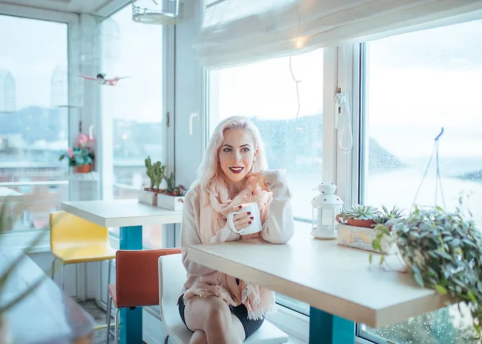 ホームステイ Far Out