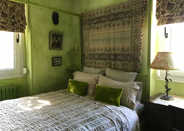 Far Out * 산세바스티안